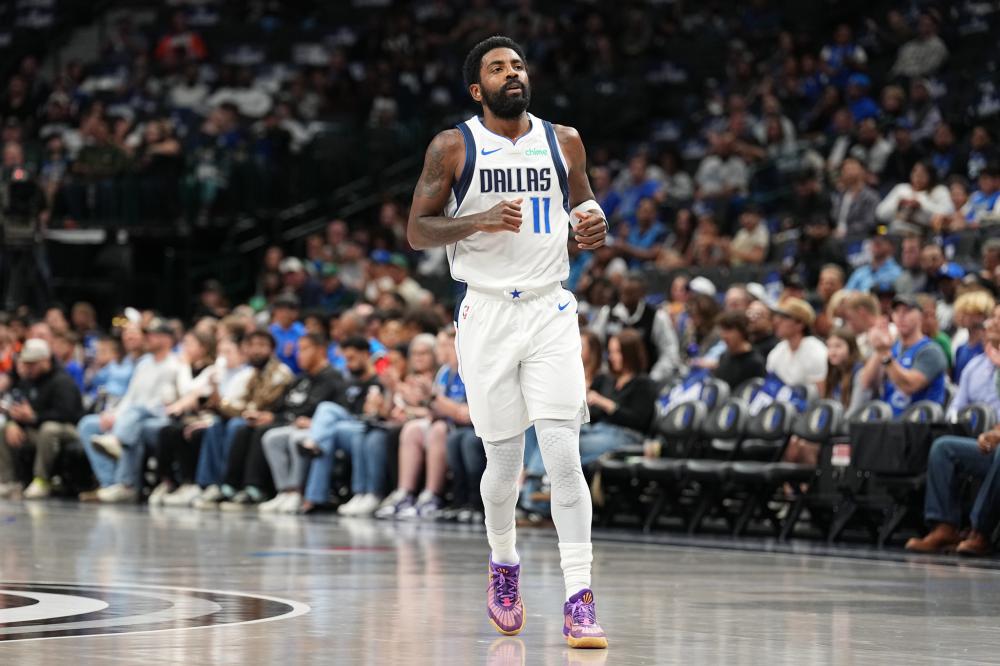 [中超]李新翔左路突破内切 禁区内打门折射入网.